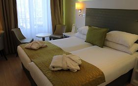 Best Western Plus Hotel Carlton Annecy